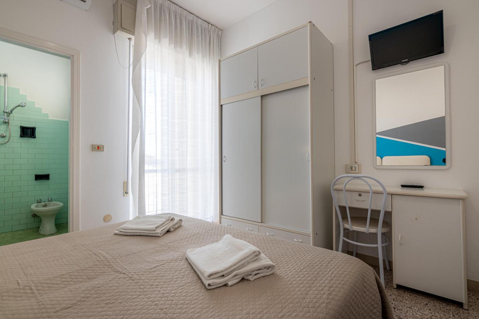 Hotel Serafini Rimini Exterior photo