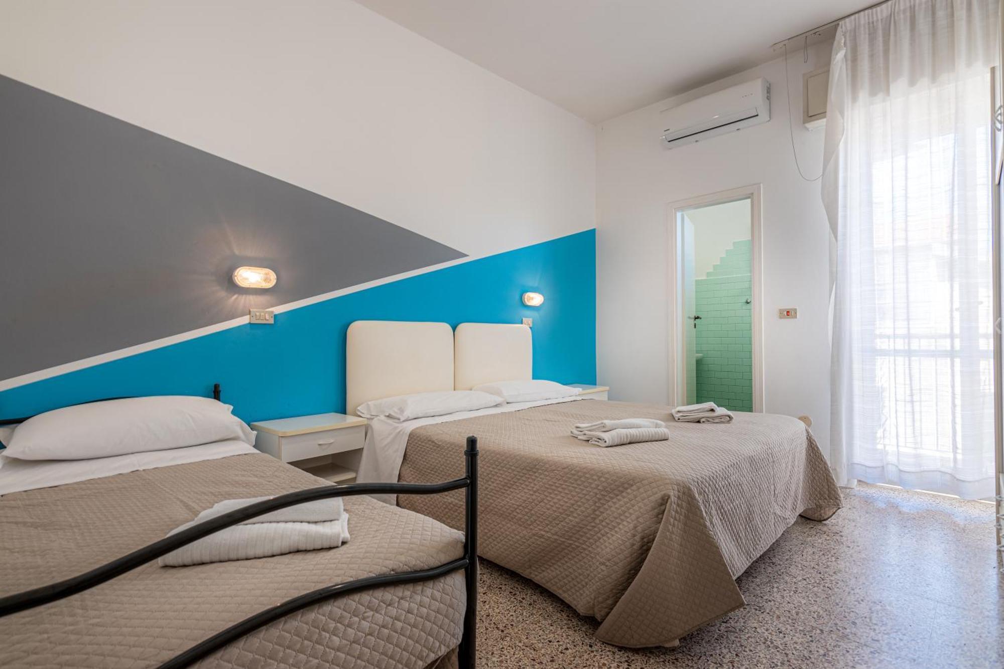 Hotel Serafini Rimini Exterior photo